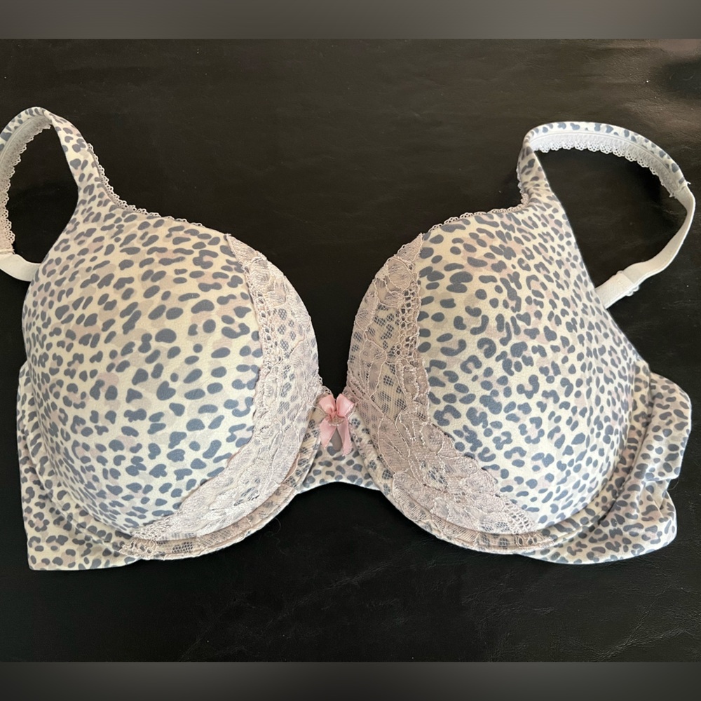 Victoria’s Secret Perfect Shape/For Me Bra With Adjustable Straps Size 34 DD